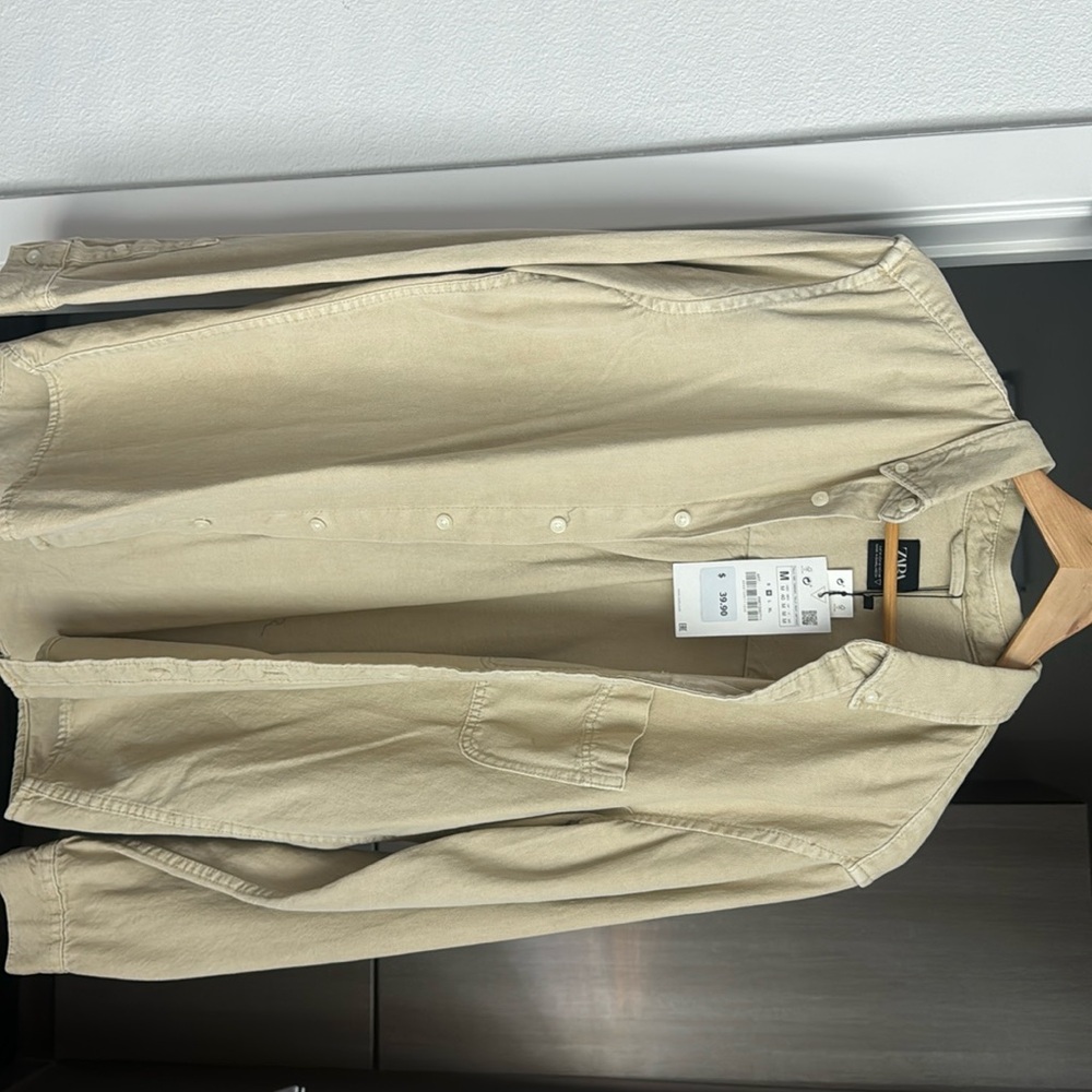 Zara Men’s khaki Button Up Shirt